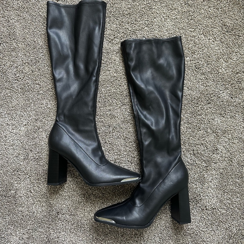Black Heeled Boots